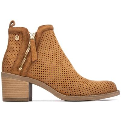 XTI Bottines Femme Camel Chaussures confortables et polyvalentes Mode décontractée Modèle 14503501 (Taille38) - Publicité XTI Bottines Femme Camel Chaussures confortables et polyvalentes Mode décontractée Modèle 14503501 (Taille38) - Publicité