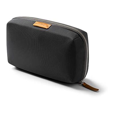 Bellroy Tech Kit, Organisateur d'accessoires de bureau Slate Pochette zippée pour accessoires hi-tech : batterie externe, chargeur, câbles et écouteurs - Publicité Bellroy Tech Kit, Organisateur d'accessoires de bureau Slate Pochette zippée pour accessoires hi-tech : batterie externe, chargeur, câbles et écouteurs - Publicité