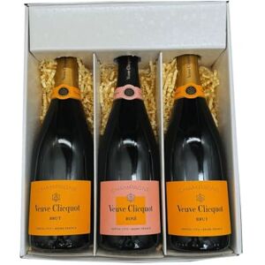 Wine And More Coffret Blanc : Clicquot – Champagne – 2 Brut et 1 Rosé (3x75cl) - Publicité Wine And More Coffret Blanc : Clicquot – Champagne – 2 Brut et 1 Rosé (3x75cl) - Publicité