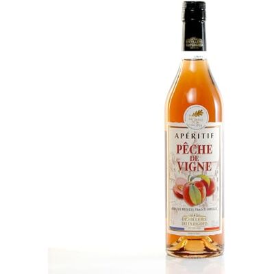 Distillerie du Perigord Apéritif à la Pêche de Vigne 15° 70cl - Publicité Distillerie du Perigord Apéritif à la Pêche de Vigne 15° 70cl - Publicité