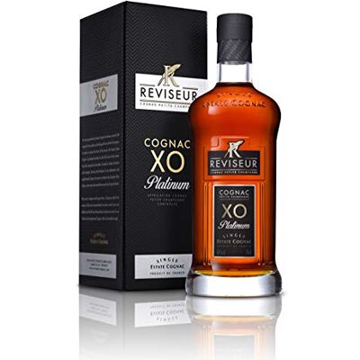 Réviseur , Cognac XO Platinum 70cl, 40% alc, Single Estate Cognac Cru Petite Champagne. Publicité Réviseur , Cognac XO Platinum 70cl, 40% alc, Single Estate Cognac Cru Petite Champagne. Publicité