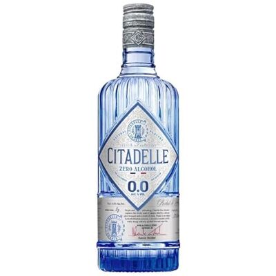 Citadelle 0% Boisson Sans Alcool Alternative au Gin Notes de Genévrier, Agrumes et Herbes Idéal en cocktail sans alcool type Gin Tonic 70 cl - Publicité Citadelle 0% Boisson Sans Alcool Alternative au Gin Notes de Genévrier, Agrumes et Herbes Idéal en cocktail sans alcool type Gin Tonic 70 cl - Publicité
