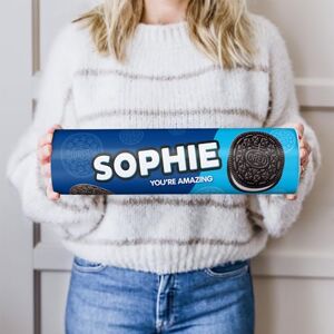 your surprise Mega Oreo Giftroll Personnalisée Cadeau Spécial Anniversaire, 1000G de Délices Personnalisés avec Nom - Publicité your surprise Mega Oreo Giftroll Personnalisée Cadeau Spécial Anniversaire, 1000G de Délices Personnalisés avec Nom - Publicité