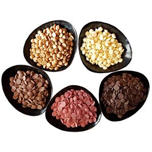 Legendary - it's all about beans Legendary it's all about beans CALLETS NOIR/LAIT/BlANC/GOLD/RUBY 5 x 0,5 Kg pastilles drops de chocolat belge pour fondue, comme boisson - Publicité Legendary - it's all about beans Legendary it's all about beans CALLETS NOIR/LAIT/BlANC/GOLD/RUBY 5 x 0,5 Kg pastilles drops de chocolat belge pour fondue, comme boisson - Publicité