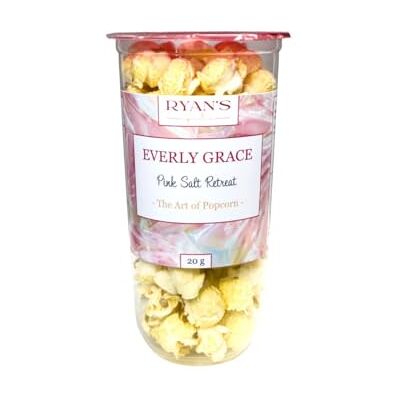 Everly Grace Popcorn – Pink Salt Retreat, 20 g – Gobelet de popcorn avec huile d'avocat et sel rose de notre manufacture à Augsbourg, Allemagne - Publicité Everly Grace Popcorn – Pink Salt Retreat, 20 g – Gobelet de popcorn avec huile d'avocat et sel rose de notre manufacture à Augsbourg, Allemagne - Publicité