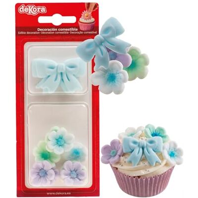 dekora Fleurs en sucre pour gâteau, décorations comestibles avec 7 fleurs et 2 nœuds bleus, décors prêts à poser pour cupcakes, baby shower, gender reveal et pâtisserie créative - Publicité dekora Fleurs en sucre pour gâteau, décorations comestibles avec 7 fleurs et 2 nœuds bleus, décors prêts à poser pour cupcakes, baby shower, gender reveal et pâtisserie créative - Publicité