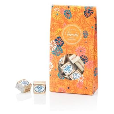 Venchi Collection Murrine Coffret Cadeau avec Chocolats Cremino 1878, 300 g Aux Noisettes du Piémont -Gianduja Idée cadeau- Sans gluten - Publicité Venchi Collection Murrine Coffret Cadeau avec Chocolats Cremino 1878, 300 g Aux Noisettes du Piémont -Gianduja Idée cadeau- Sans gluten - Publicité