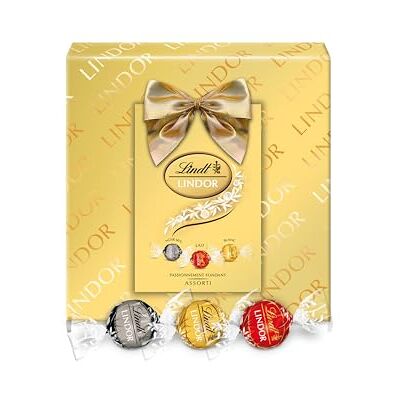 Lindt Boite Cadeau LINDOR Assortiment de Chocolats au Lait, Noir 60% et Blancs Cœur fondant, 137g - Publicité Lindt Boite Cadeau LINDOR Assortiment de Chocolats au Lait, Noir 60% et Blancs Cœur fondant, 137g - Publicité
