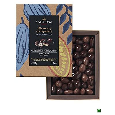 VALRHONA Coffret amandes et noisettes enrobées de chocolat noir et lait 230g - Publicité VALRHONA Coffret amandes et noisettes enrobées de chocolat noir et lait 230g - Publicité