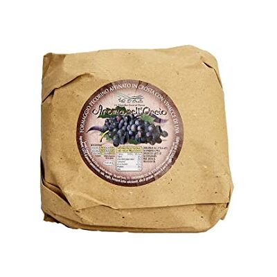 Salumi Pasini Pecorino Affiné en Croûte de Vinasse ® Fromage à pâte dure Typique de la Toscane 500g Produit avec du lait de brebis - Publicité Salumi Pasini Pecorino Affiné en Croûte de Vinasse ® Fromage à pâte dure Typique de la Toscane 500g Produit avec du lait de brebis - Publicité