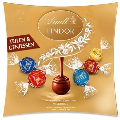 Lindt Chocolat LINDOR Sharing 250 g Boules LINDOR avec remplissage doux dans les variétés de lait, fines herbes 45%, blanc, caramel salté et noisettes Cadeau au chocolat Cadeau de chocolats - Publicité Lindt Chocolat LINDOR Sharing 250 g Boules LINDOR avec remplissage doux dans les variétés de lait, fines herbes 45%, blanc, caramel salté et noisettes Cadeau au chocolat Cadeau de chocolats - Publicité