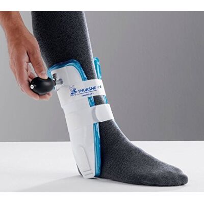 Orthèse de cheville Ligacast Air+ Thuasne - Immobilisation - Publicité Orthèse de cheville Ligacast Air+ Thuasne - Immobilisation - Publicité