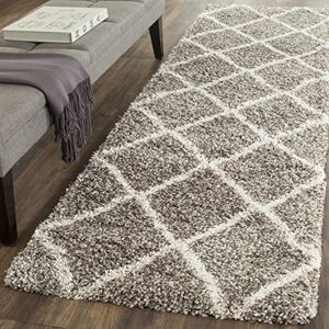 Safavieh - Adeline - Gris - 240x60 cm - Tapis couloir - Publicité Safavieh - Adeline - Gris - 240x60 cm - Tapis couloir - Publicité