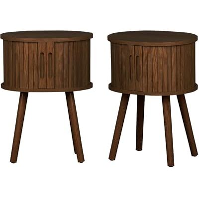 sweeek Lot de 2 Tables de Chevet Ovale 2 Portes coulissantes poignées creusées. Effet Bois rainuré. L40 x l34 x H54.8cm - Publicité sweeek Lot de 2 Tables de Chevet Ovale 2 Portes coulissantes poignées creusées. Effet Bois rainuré. L40 x l34 x H54.8cm - Publicité