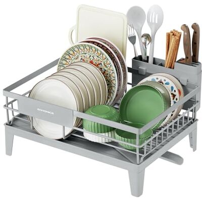 SONGMICS Égouttoir à Vaisselle, Organisateur de Plan de Travail, Bec Rotatif à 360° et Extensible, Bac d’Égouttement, Porte-Couverts, 31 x 42 x 18,5 cm, Gris Tourterelle KCS550G01 - Publicité SONGMICS Égouttoir à Vaisselle, Organisateur de Plan de Travail, Bec Rotatif à 360° et Extensible, Bac d’Égouttement, Porte-Couverts, 31 x 42 x 18,5 cm, Gris Tourterelle KCS550G01 - Publicité