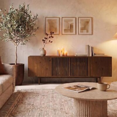 IDIMEX Meuble TV Linn L 180 cm en Bois Massif Coloris Châtaignier avec 4 Portes, Étagères Intérieures, Design Chaleureux à Lamelles, Meuble Télé avec Rangement Varié, pour TV jusqu'à 203 cm (80") - Publicité IDIMEX Meuble TV Linn L 180 cm en Bois Massif Coloris Châtaignier avec 4 Portes, Étagères Intérieures, Design Chaleureux à Lamelles, Meuble Télé avec Rangement Varié, pour TV jusqu'à 203 cm (80") - Publicité