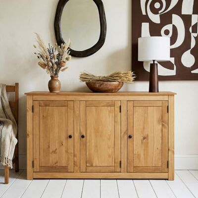IDIMEX Buffet salle à manger CANCUN L 135 cm en bois massif finition laquée avec 3 portes battantes, meuble de rangement bas style maison de campagne bahut vaisselier commode pratique 135 x 80 x 40 cm - Publicité IDIMEX Buffet salle à manger CANCUN L 135 cm en bois massif finition laquée avec 3 portes battantes, meuble de rangement bas style maison de campagne bahut vaisselier commode pratique 135 x 80 x 40 cm - Publicité