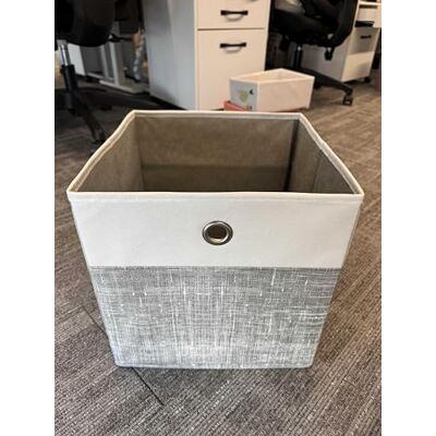 SONGMICS Boîtes de rangement, Lot de 6 cubes de rangement, paniers organisateurs en tissu avec panneaux PP, inodores, pliables pour étagères en cubes, 33 x 33 x 33 cm, Blanc nuage et Gris phragmite - Publicité SONGMICS Boîtes de rangement, Lot de 6 cubes de rangement, paniers organisateurs en tissu avec panneaux PP, inodores, pliables pour étagères en cubes, 33 x 33 x 33 cm, Blanc nuage et Gris phragmite - Publicité