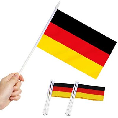 Anley Drapeau de bâton d'Allemagne, Mini Drapeau Allemand à Main 5x8 Pouces (12 X 20 cm) avec Poteau Solide Blanc de 12 "(30 cm) Couleur vive et résistant à la décoloration 5.5 x 8 Pouces - Publicité Anley Drapeau de bâton d'Allemagne, Mini Drapeau Allemand à Main 5x8 Pouces (12 X 20 cm) avec Poteau Solide Blanc de 12 "(30 cm) Couleur vive et résistant à la décoloration 5.5 x 8 Pouces - Publicité