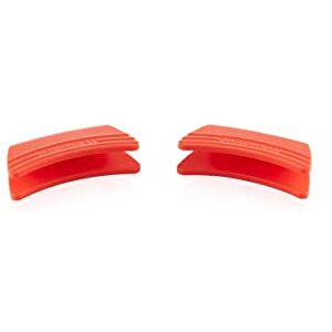 LE CREUSET Set de 2 poignées, Silicone, Adaptables, Résistantes à la Chaleur Jusqu'à 250°C, Volcanique, 93010300090000 - Publicité LE CREUSET Set de 2 poignées, Silicone, Adaptables, Résistantes à la Chaleur Jusqu'à 250°C, Volcanique, 93010300090000 - Publicité