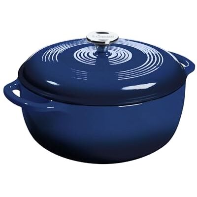 Lodge Cocotte en fonte émaillée de 6 litres avec couvercle – Deux poignées – Passe au four jusqu'à 260 °C ou sur la cuisinière – Utilisation pour mariner, cuisiner, cuire, réfrigérer et servir – - Publicité Lodge Cocotte en fonte émaillée de 6 litres avec couvercle – Deux poignées – Passe au four jusqu'à 260 °C ou sur la cuisinière – Utilisation pour mariner, cuisiner, cuire, réfrigérer et servir – - Publicité
