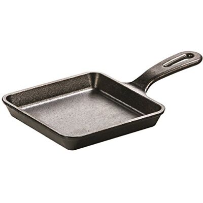 Lodge Logic Wonder Poêle carrée 12,7 cm - Publicité Lodge Logic Wonder Poêle carrée 12,7 cm - Publicité