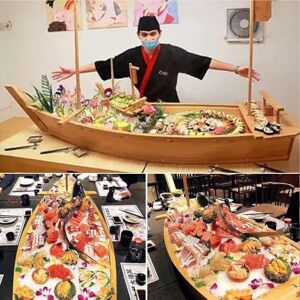 UIHECTA Bateau à Sushi Japonais en Bambou, Plateau De Service, Assiette à Sushi Sashimi, en Forme De Bateau, RéCipient à Saumon Et Fruits Mer, pour Restaurant/Assiette Maison,Bamboo,L150×W48cm - Publicité UIHECTA Bateau à Sushi Japonais en Bambou, Plateau De Service, Assiette à Sushi Sashimi, en Forme De Bateau, RéCipient à Saumon Et Fruits Mer, pour Restaurant/Assiette Maison,Bamboo,L150×W48cm - Publicité