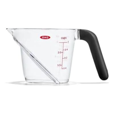 OXO Good Grips – Pichet mesureur – Verre doseur pour la cuisine Petite taille 250 ml Noir-transparent - Publicité OXO Good Grips – Pichet mesureur – Verre doseur pour la cuisine Petite taille 250 ml Noir-transparent - Publicité