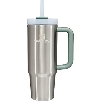 Stanley Quencher H2.0 FlowState Gobelet isotherme en acier inoxydable avec couvercle et paille pour eau, thé glacé ou café, smoothie et plus encore - Publicité Stanley Quencher H2.0 FlowState Gobelet isotherme en acier inoxydable avec couvercle et paille pour eau, thé glacé ou café, smoothie et plus encore - Publicité
