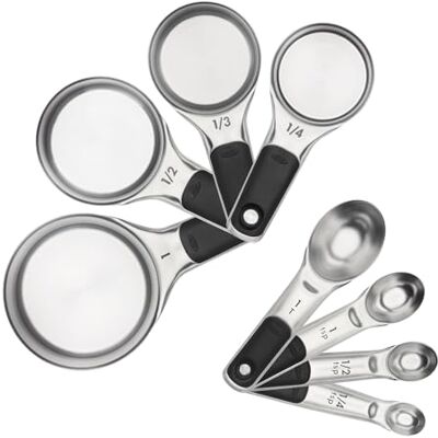 OXO Good Grips - Tasses doseuses - Acier inox - 8P - Ensemble - Publicité OXO Good Grips - Tasses doseuses - Acier inox - 8P - Ensemble - Publicité