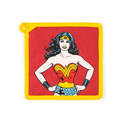 Excelsa Wonder Woman Manique de Cuisine, 20 x 20 cm, Doublure 100% Coton, Rembourrage en Polyester - Publicité Excelsa Wonder Woman Manique de Cuisine, 20 x 20 cm, Doublure 100% Coton, Rembourrage en Polyester - Publicité