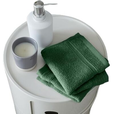 Catherine Lansfield Zero Twist Paire de serviettes pour le visage en coton Vert forêt 30 x 30 cm - Publicité Catherine Lansfield Zero Twist Paire de serviettes pour le visage en coton Vert forêt 30 x 30 cm - Publicité