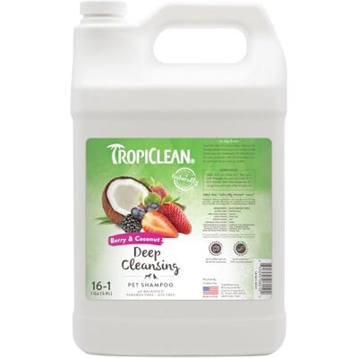 Tropiclean - Fruits Rouges et Noix de Coco - 3.78 L - Shampooing pour animaux - Publicité Tropiclean - Fruits Rouges et Noix de Coco - 3.78 L - Shampooing pour animaux - Publicité