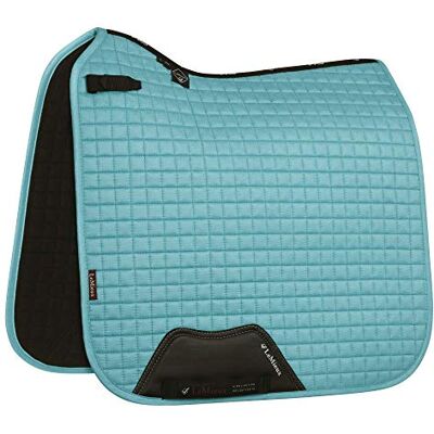 Tapis de selle de dressage en daim Azure de LeMieux - Tapis de selle - Publicité Tapis de selle de dressage en daim Azure de LeMieux - Tapis de selle - Publicité