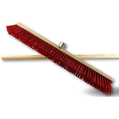 KIBROS Balai cantonnier PVC Rouge 80 cm extérieur avec Manche Bois Garnissage PVC rouge résistant, 80 cm, manche bois inclus, semelle bois, douille vissante, piste extérieur. Publicité KIBROS Balai cantonnier PVC Rouge 80 cm extérieur avec Manche Bois Garnissage PVC rouge résistant, 80 cm, manche bois inclus, semelle bois, douille vissante, piste extérieur. Publicité