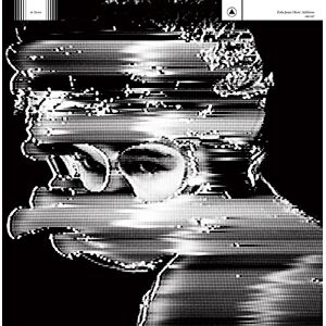 Okovi Additions Vinyle Gris & Noir - Publicité Okovi Additions Vinyle Gris & Noir - Publicité