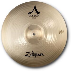 Zildjian A-Custom Crash 18" Finition brillante Cymbale Crash - Publicité Zildjian A-Custom Crash 18" Finition brillante Cymbale Crash - Publicité