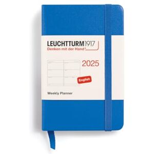 LEUCHTTURM1917 370679 Agenda semainier 2025 Mini A7, couverture rigide, 12 mois, ligné, bleu ciel - Publicité LEUCHTTURM1917 370679 Agenda semainier 2025 Mini A7, couverture rigide, 12 mois, ligné, bleu ciel - Publicité