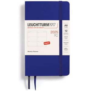 LEUCHTTURM1917 370687 Agenda semainier 2025 de poche, format A6, à couverture souple, 12 mois, ligné, encre en anglais - Publicité LEUCHTTURM1917 370687 Agenda semainier 2025 de poche, format A6, à couverture souple, 12 mois, ligné, encre en anglais - Publicité