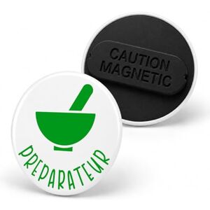Badgmania Badge Magnétique 3.8cm Préparateur en Pharmacie Mortier Vert Fond Blanc Identifiant Pharmacie - Publicité Badgmania Badge Magnétique 3.8cm Préparateur en Pharmacie Mortier Vert Fond Blanc Identifiant Pharmacie - Publicité