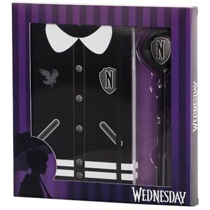 KARACTERMANIA Mercredi Varsity-Coffret Cadeau avec Journal et Stylo à Bille Fashion, Noir - Publicité KARACTERMANIA Mercredi Varsity-Coffret Cadeau avec Journal et Stylo à Bille Fashion, Noir - Publicité