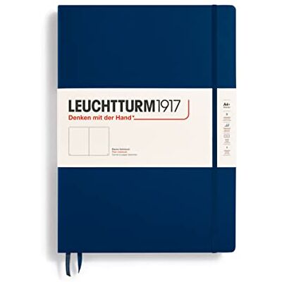 LEUCHTTURM1917 359870 Carnet Master Classic (A4+) Couverture rigide, 235 pages numérotées, Bleu marine, blanc - Publicité LEUCHTTURM1917 359870 Carnet Master Classic (A4+) Couverture rigide, 235 pages numérotées, Bleu marine, blanc - Publicité