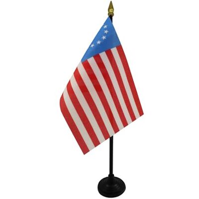 AZ FLAG Drapeau de Table USA 13 étoiles Betsy Ross 15x10 cm Socle Plastique Usage intérieur Drapeau de bureau américain avec des étoiles en rond finition cousue et bords renforcés polyester 100D - Publicité AZ FLAG Drapeau de Table USA 13 étoiles Betsy Ross 15x10 cm Socle Plastique Usage intérieur Drapeau de bureau américain avec des étoiles en rond finition cousue et bords renforcés polyester 100D - Publicité