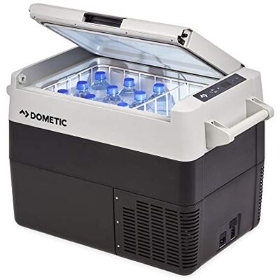 Dometic CFF 45 Glacière-congélateur à compresseur portable, Mini-frigo 38 l, 12/24 V et 230 V pour voiture, camion, bateau, camping-car et prise de courant - Publicité Dometic CFF 45 Glacière-congélateur à compresseur portable, Mini-frigo 38 l, 12/24 V et 230 V pour voiture, camion, bateau, camping-car et prise de courant - Publicité