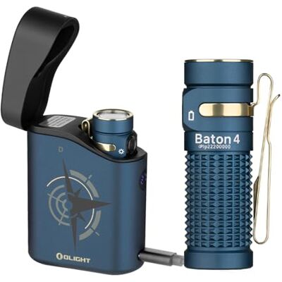 OLIGHT Baton 4 kit Lampe torche mini LED rechargeable avec étui de charge Lampe de poche jusqu'à 190 j autonomie, 1300 lm, portée 170 m, ultra-lumineuse compacte, IPX8, usage quotidien et camping - Publicité OLIGHT Baton 4 kit Lampe torche mini LED rechargeable avec étui de charge Lampe de poche jusqu'à 190 j autonomie, 1300 lm, portée 170 m, ultra-lumineuse compacte, IPX8, usage quotidien et camping - Publicité