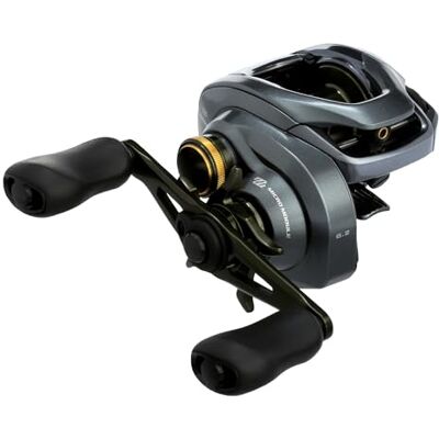 Shimano - Curado DC - 6.2:1 - Main Droite - Moteur de casting - Publicité Shimano - Curado DC - 6.2:1 - Main Droite - Moteur de casting - Publicité
