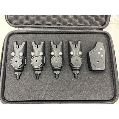 Hirisi Lot de 4 détecteurs de touche pour pêche à la carpe avec récepteur. Avec fonctionnalités et alarmes compactes pour pêche à la carpe/pêche à la ligne - Publicité Hirisi Lot de 4 détecteurs de touche pour pêche à la carpe avec récepteur. Avec fonctionnalités et alarmes compactes pour pêche à la carpe/pêche à la ligne - Publicité