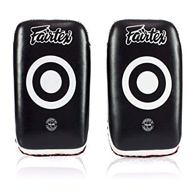 Fairtex Paire de Coussinets incurvés MMA Muay Thai - Publicité Fairtex Paire de Coussinets incurvés MMA Muay Thai - Publicité
