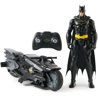 DC Comics Spin Master Batcycle RC + Figurine Batman 30 Cm Batman Figurine Articulée Créez Vos Propres Combats Masqués Super Héros Jouet À Collectionner Jouet Enfant 4 Ans Et + - Publicité DC Comics Spin Master Batcycle RC + Figurine Batman 30 Cm Batman Figurine Articulée Créez Vos Propres Combats Masqués Super Héros Jouet À Collectionner Jouet Enfant 4 Ans Et + - Publicité