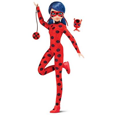 BANDAI Miraculous Ladybug and Cat Noir Toys Poupée Ladybug Fashion Poupée Coccinelle articulée de 26 cm avec Accessoires et Miraculous Kwami Figurine de Super-héros Coccinelle Marinette Gamme - Publicité BANDAI Miraculous Ladybug and Cat Noir Toys Poupée Ladybug Fashion Poupée Coccinelle articulée de 26 cm avec Accessoires et Miraculous Kwami Figurine de Super-héros Coccinelle Marinette Gamme - Publicité